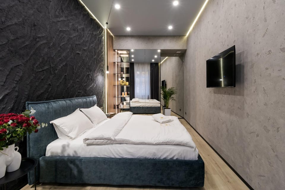 Royal jacuzzi apartment on Kostyushka 16 Apartment in Lviv