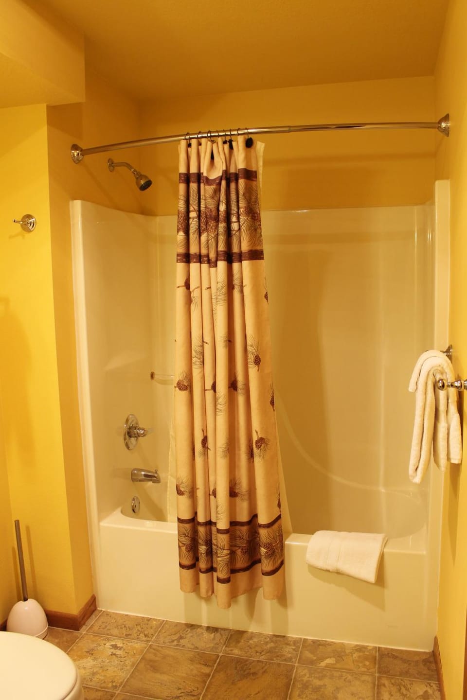 2 Bedroom Duck Lake Condo, #107 House in Wisconsin