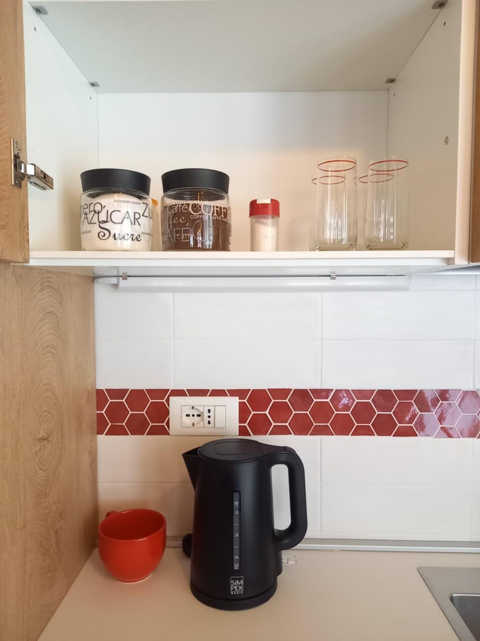 Coffee/tea facilities, Kitchen or kitchenette