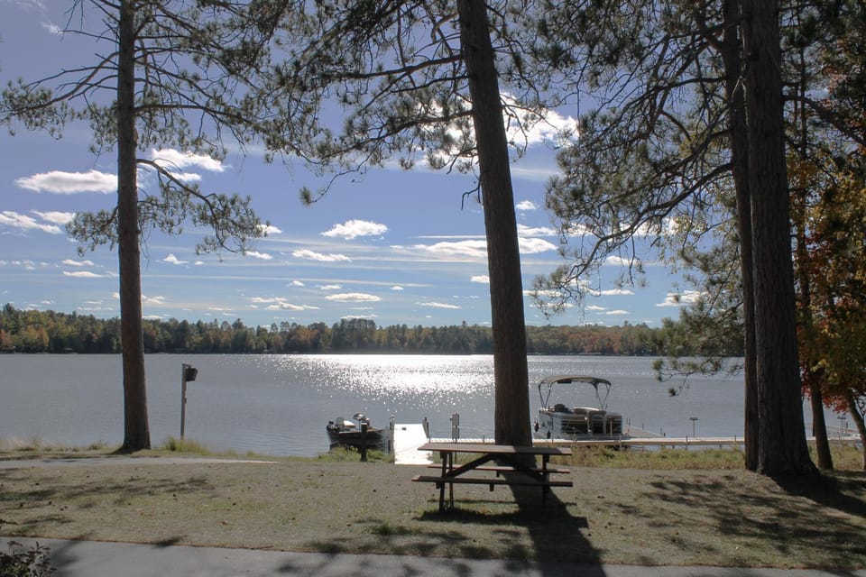 2 Bedroom Lower Lakefront Condo, Wild Eagle Lodge #116 House in Wisconsin