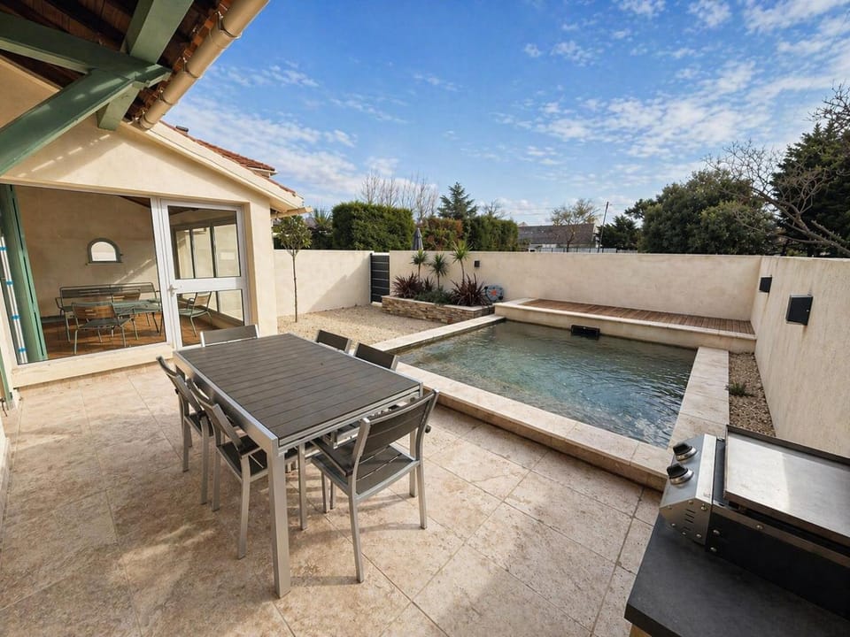 Villa Keromate, climatisée avec bassin de baignade House in Provence-Alpes-Côte d'Azur