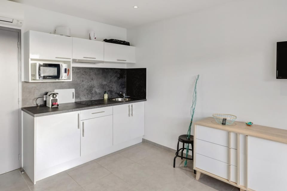 Studio Cactus - Welkeys Apartment in Cavalaire-sur-Mer