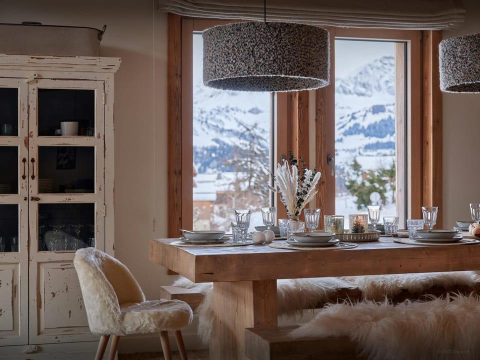 Natural landscape, Winter, View (from property/room), Dining area, Mountain view