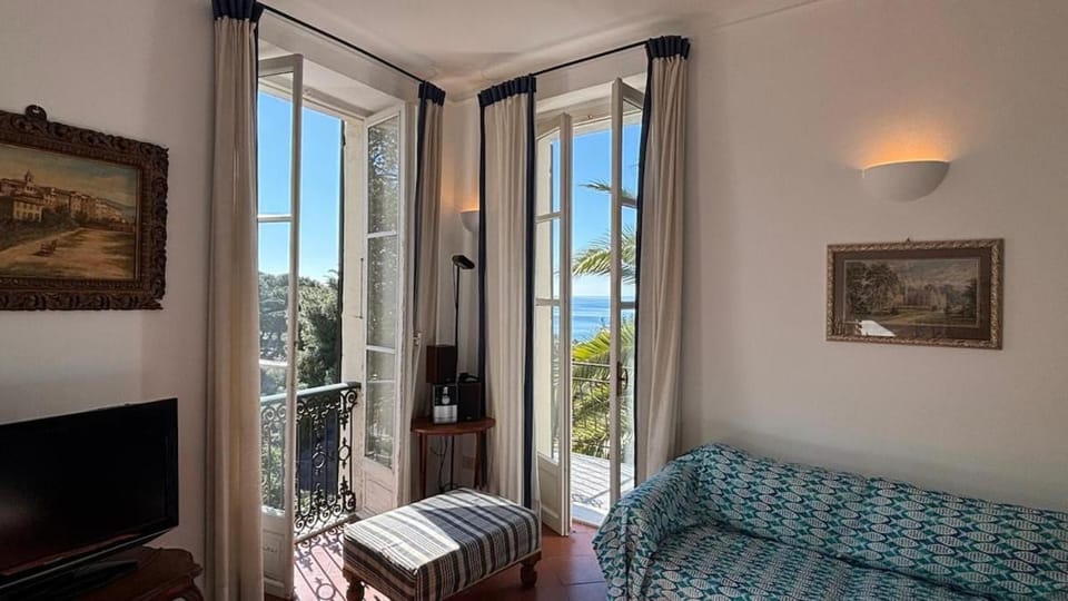 Il Veliero, Sea View Apartment in Bordighera