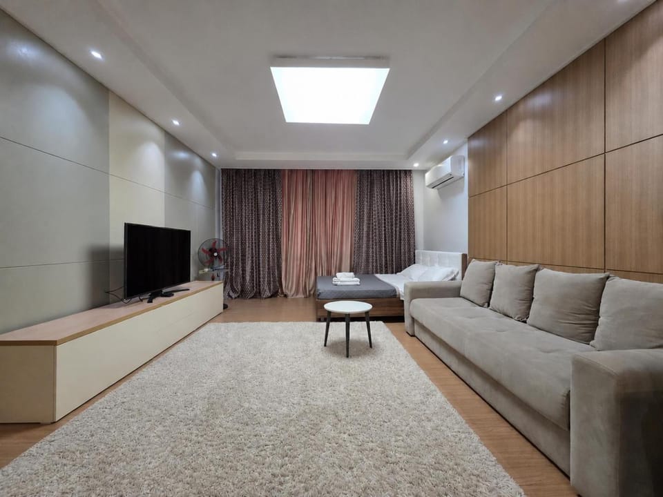417 Кондиционер Апартаменты возле посольства США, Highvill Apartment in Kazakhstan