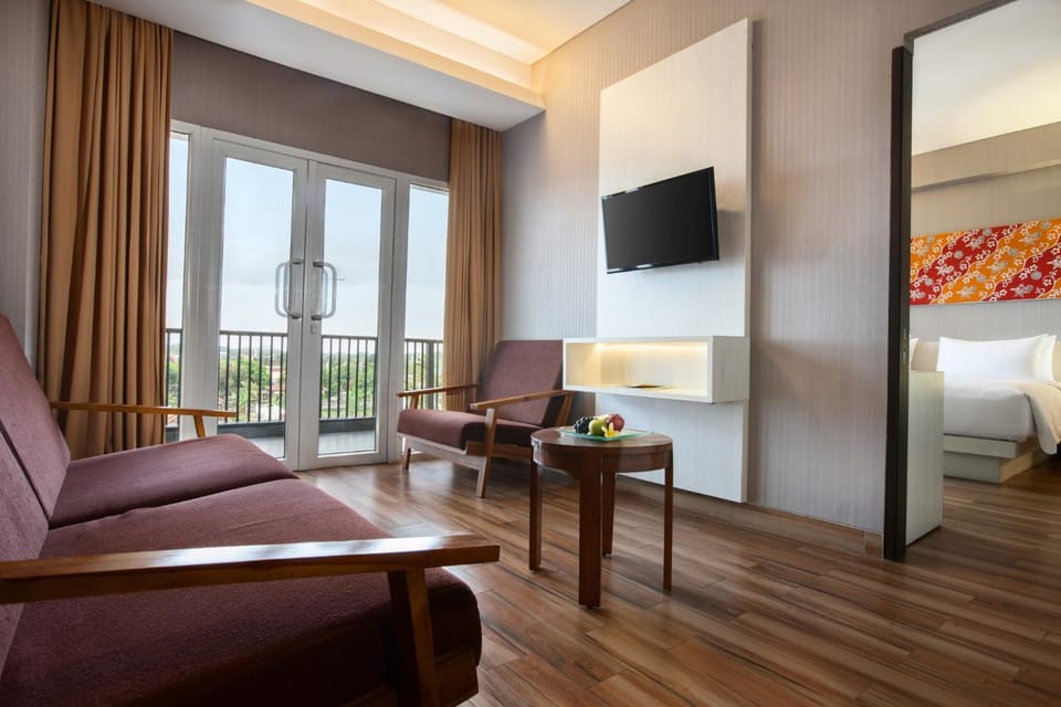View (from property/room), Living room, Other, Bedroom