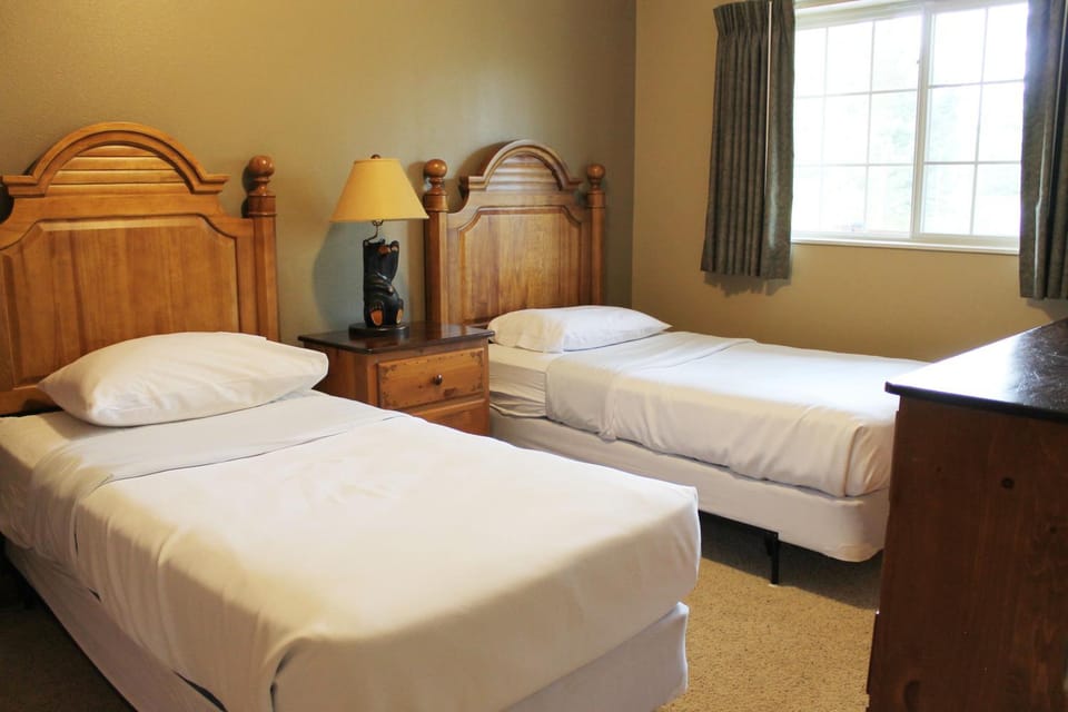 Two Bed Condo at Wild Eagle Lodge on Duck Lake #220 House in Wisconsin