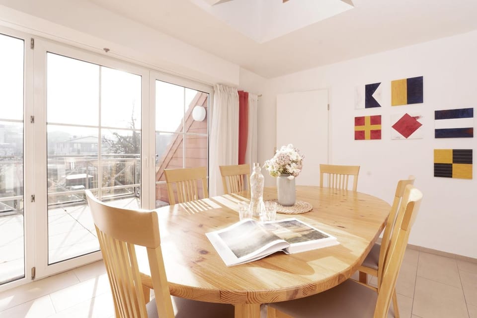Kapitänshaus Nr 14 Apartment in Laboe