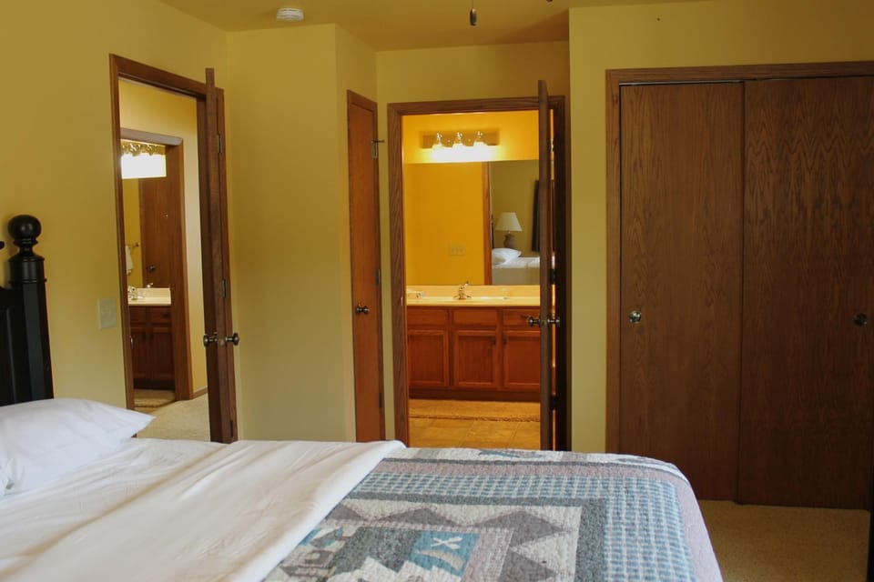 Duck Lake 2 bedroom condo at Wild Eagle Lodge, #206 House in Wisconsin