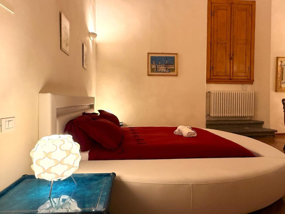 Bed, Decorative detail, Bedroom, heating