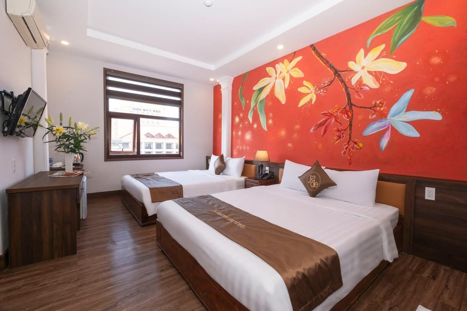 Bed, TV and multimedia, Photo of the whole room, Bedroom, air conditioner