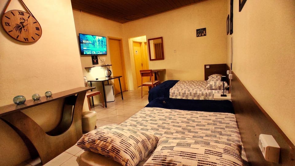 Bed, TV and multimedia, Living room, Bedroom