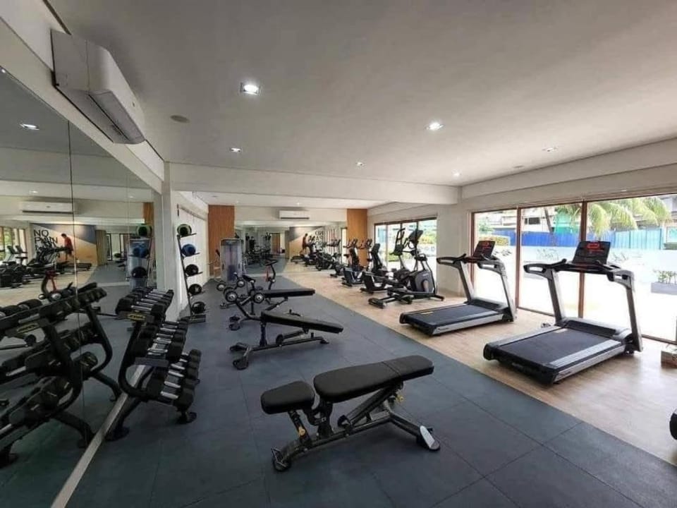 Elite King Comfort Stay Hotel Apartment - Near Manila Airport Apartment in Las Pinas