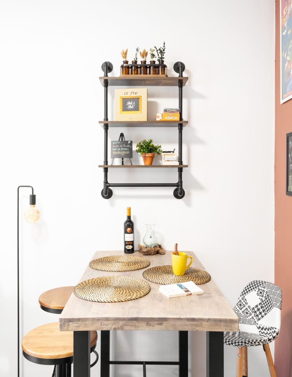 Dining area, Drinks