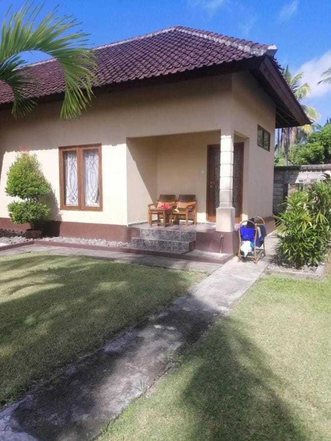 Yuli's Homestay Vacation rental in Pujut