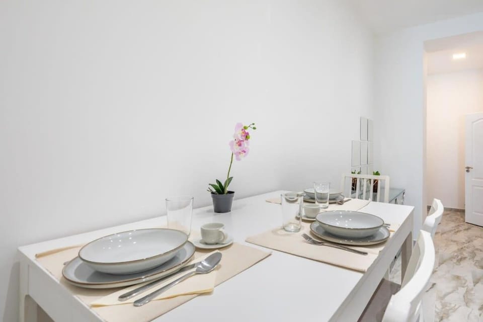 Cozy NEW Home - Easy City Center Access Apartment in Budapest