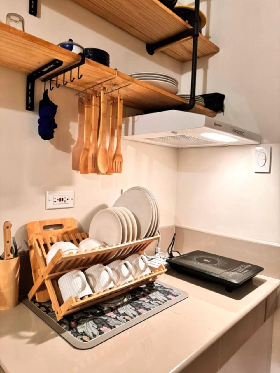 Kitchen or kitchenette, stove