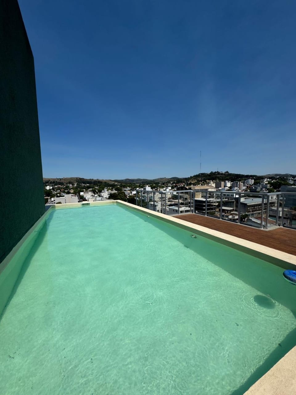 Departamento céntrico con cochera y piscina Paz 341 Apartment in Tandil