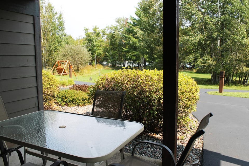 2 Bedroom accessible condo House in Wisconsin