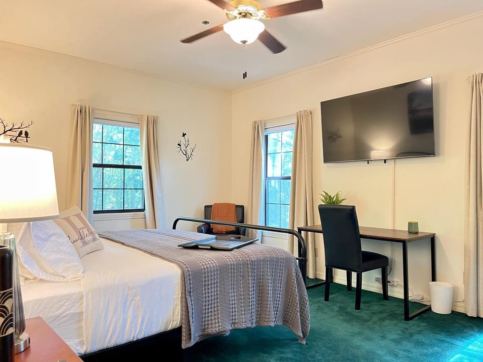 TV and multimedia, Bedroom