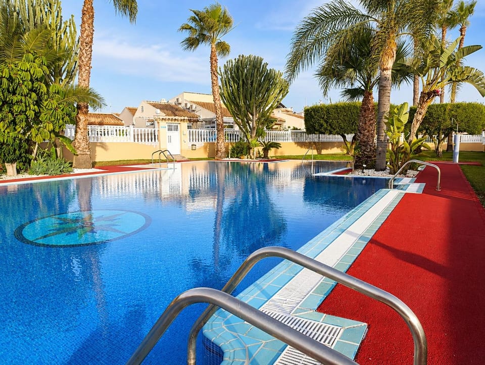 Summer, Swimming pool