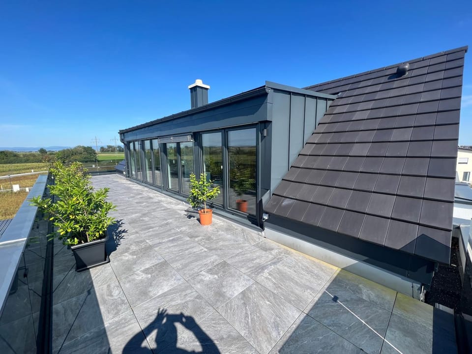 Property building, View (from property/room), Balcony/Terrace