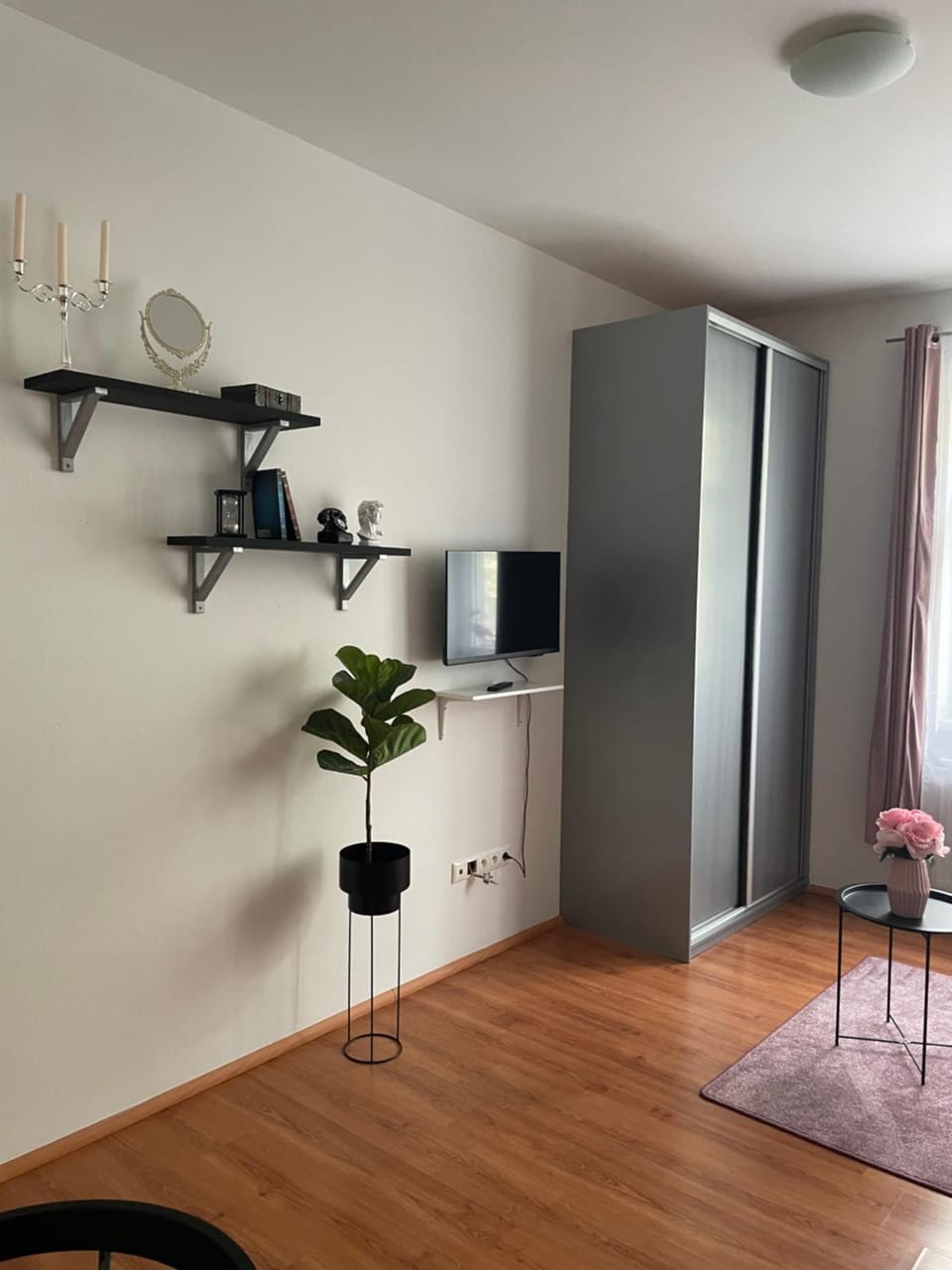 Garden Escape Apartment in Bratislava