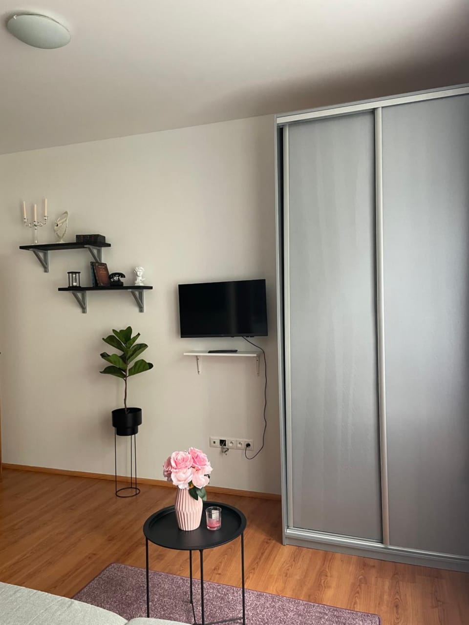 Garden Escape Apartment in Bratislava
