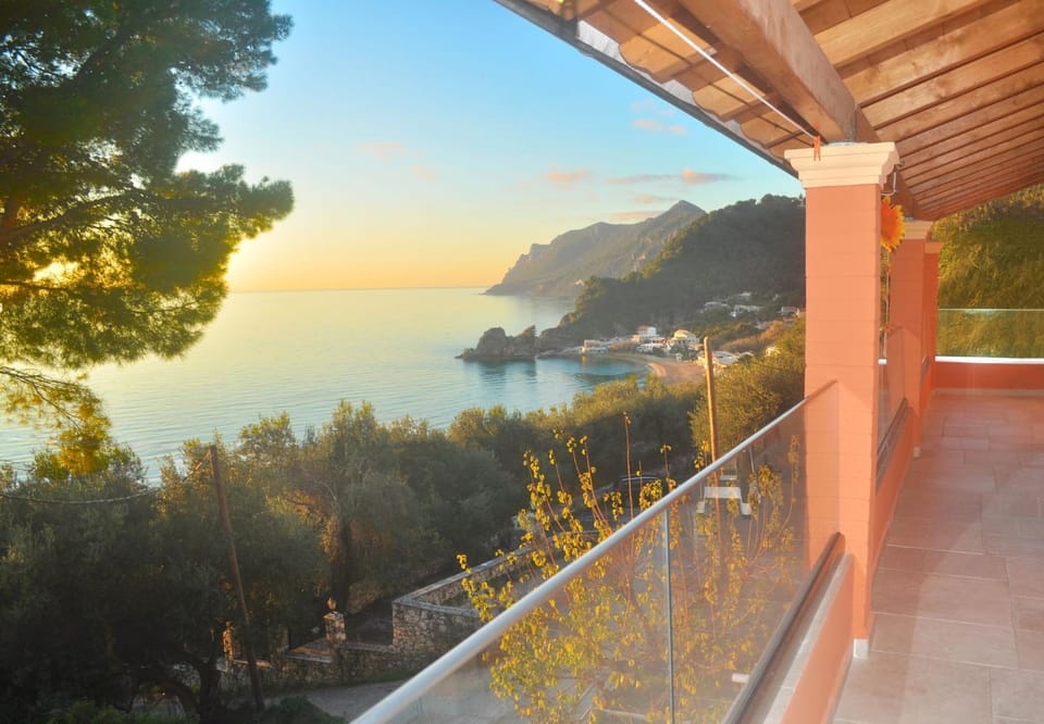 Balcony/Terrace, Beach, Sea view, Sunset