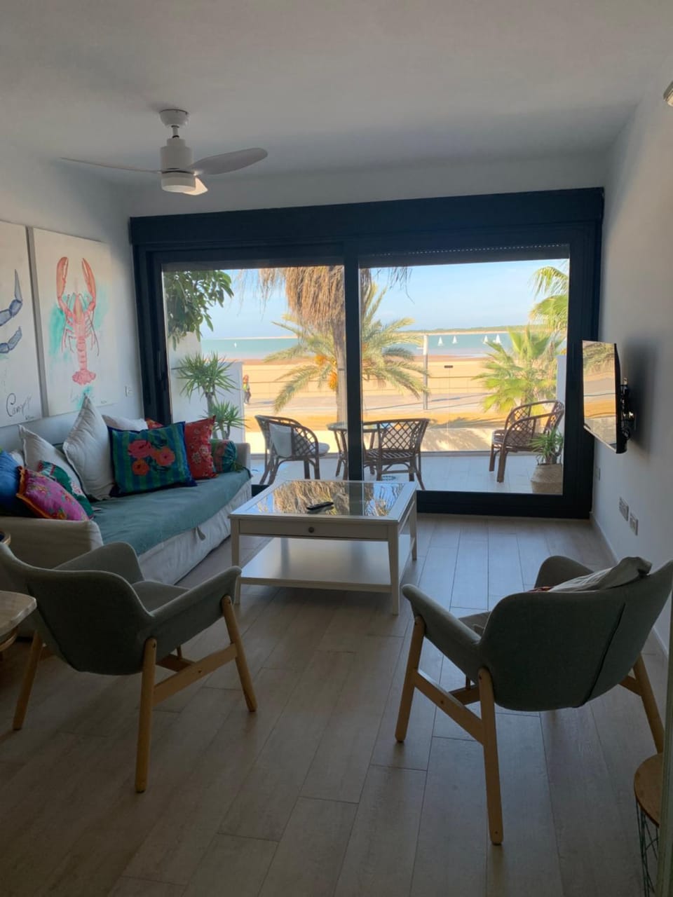 Living room, Sea view