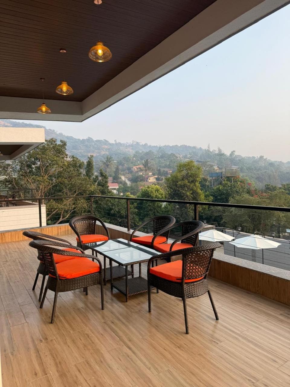 Natural landscape, Balcony/Terrace, Seating area, Mountain view