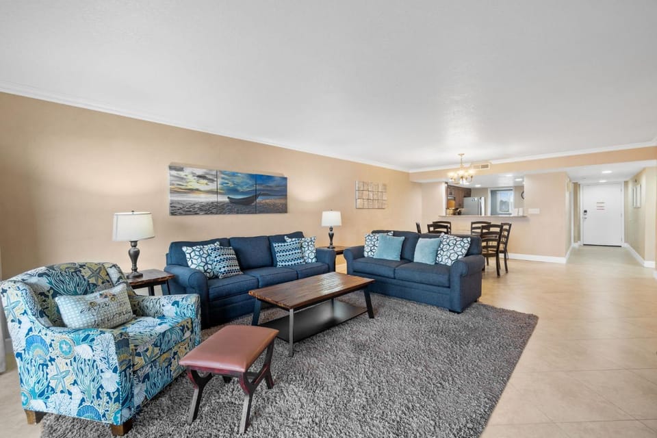 Surf Dweller 210 - Surf Buggy House in Schaumburg