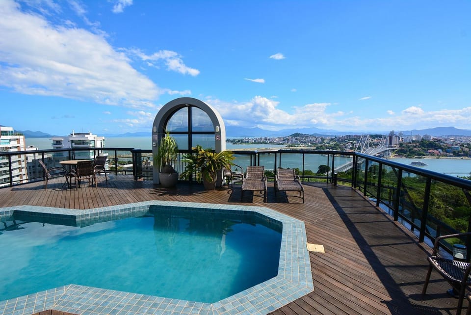Pool view, Swimming pool