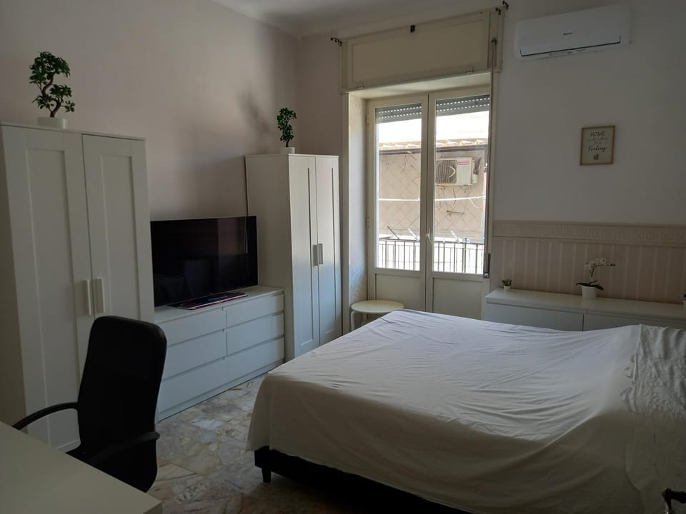 Vista Mancini Apartment in Naples