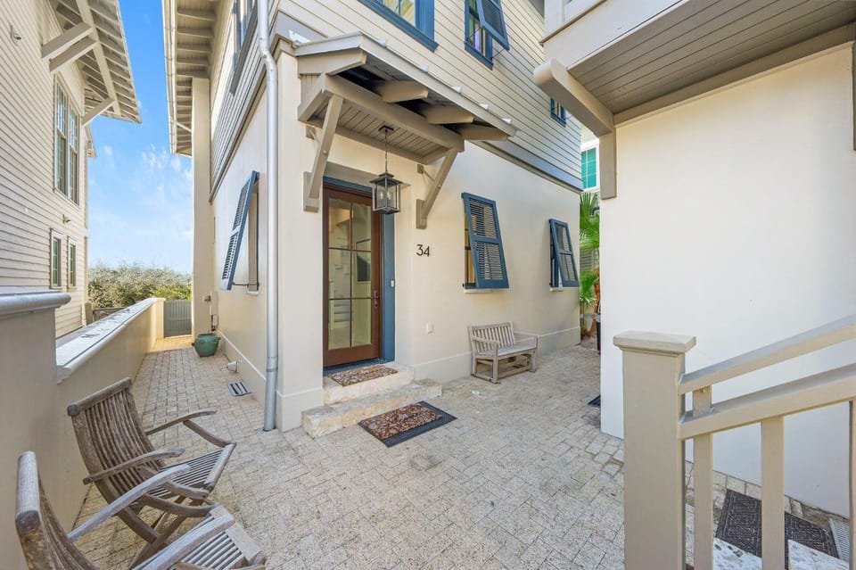 Shell Of A View Cottage And Carriage House House in Rosemary Beach