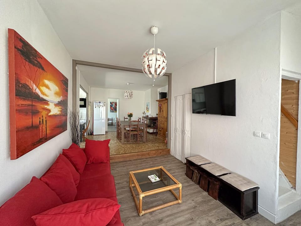 Communal lounge/ TV room