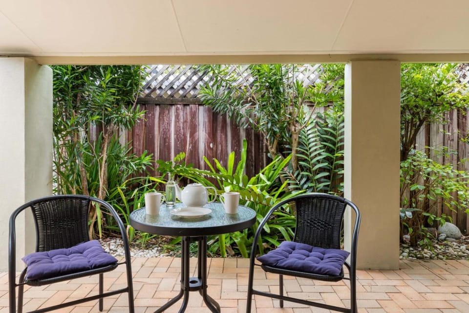 Patio, Garden, Balcony/Terrace, Seating area, Garden view
