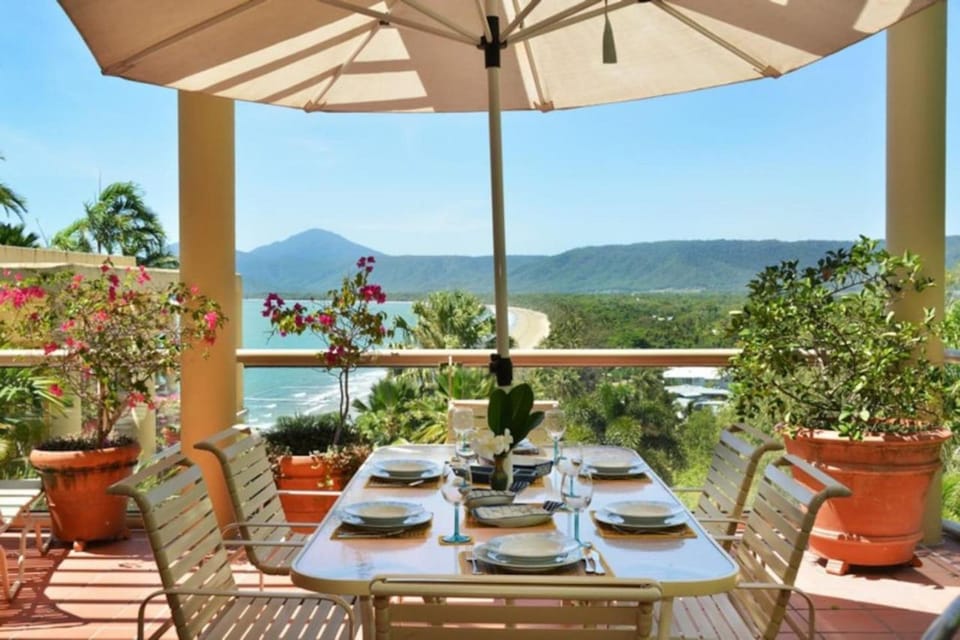 Patio, Natural landscape, Balcony/Terrace, Mountain view, Sea view