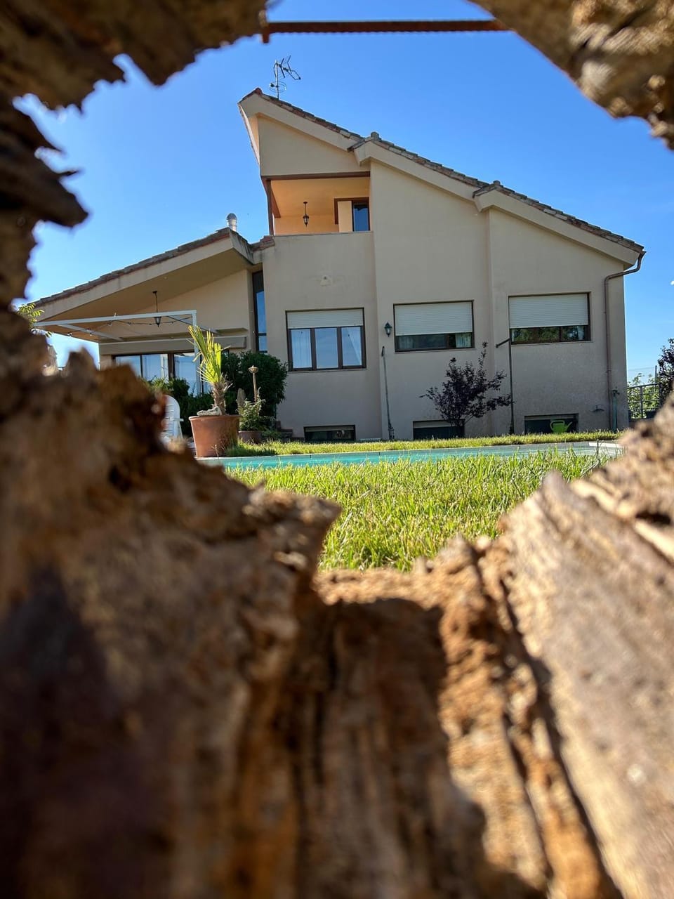 Property building, Off site, Day, Swimming pool