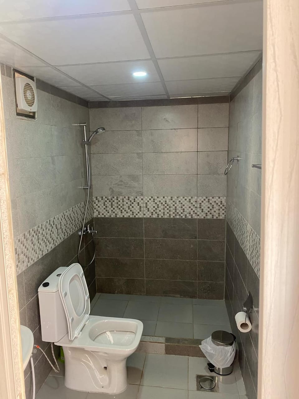 Al Jawhara Luxury Camp Hotel in South District