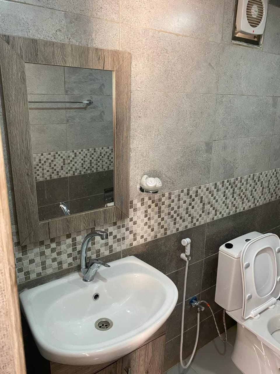 Al Jawhara Luxury Camp Hotel in South District