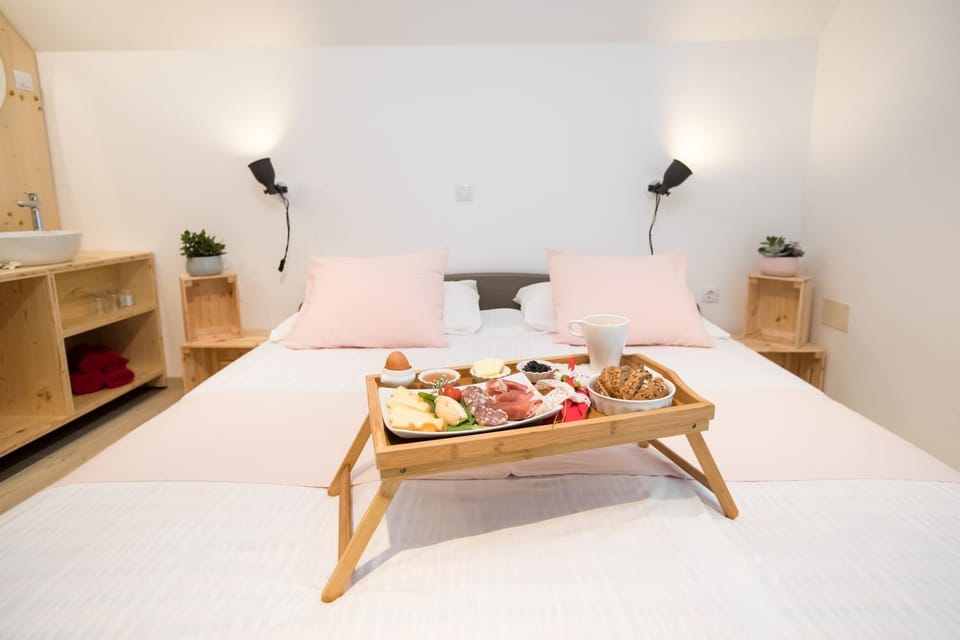 Food and drinks, Breakfast, Buffet breakfast