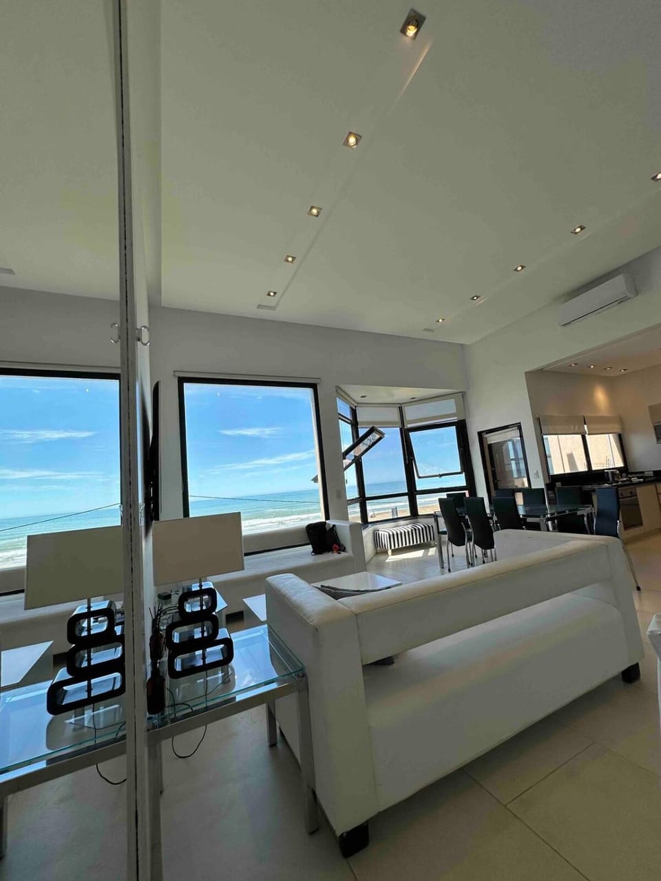 Natural landscape, TV and multimedia, Living room, Sea view, air conditioner