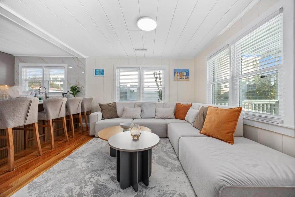 Elvi's Beachside Getaway House in North Myrtle Beach