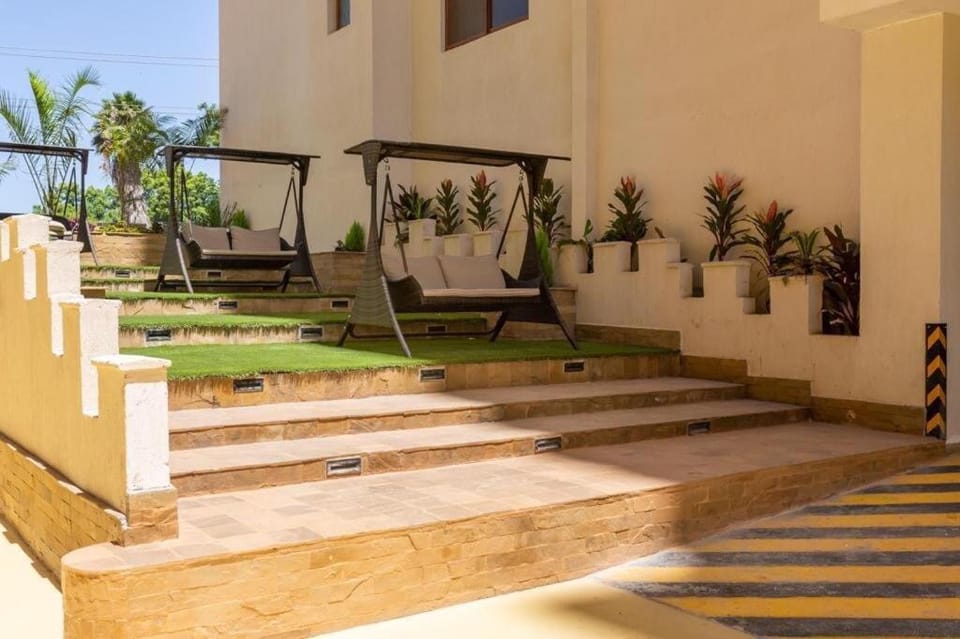 1 BDRM condo pool gym Kileleshwa, Nairobi Kenya Apartment in Nairobi