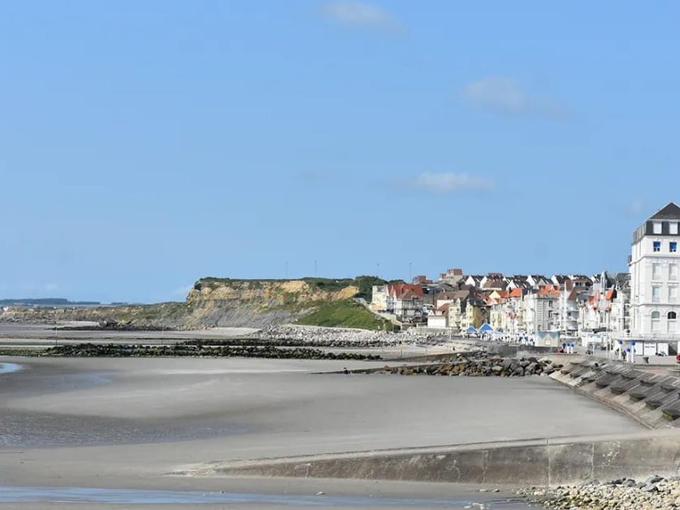 Appartement lumineux près de la plage avec parking et WIFI - FR-1-675-42 Apartment in Wimereux
