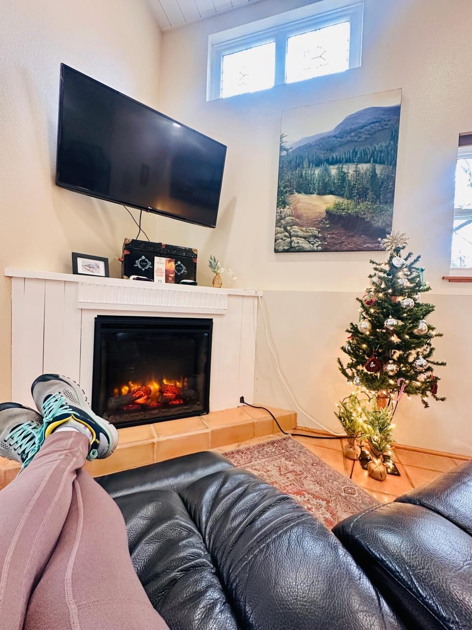 TV and multimedia, Living room, fireplace