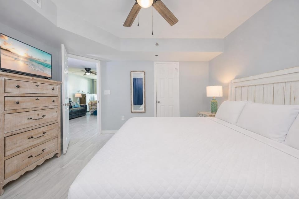 Phoenix IV 4052 condo Apartment in Orange Beach