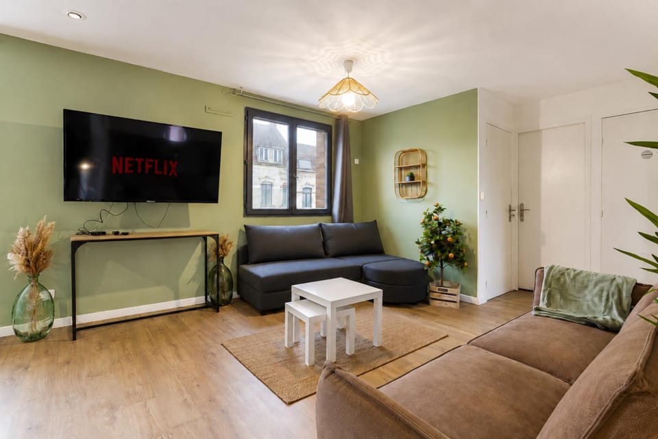 Communal lounge/ TV room, Seating area