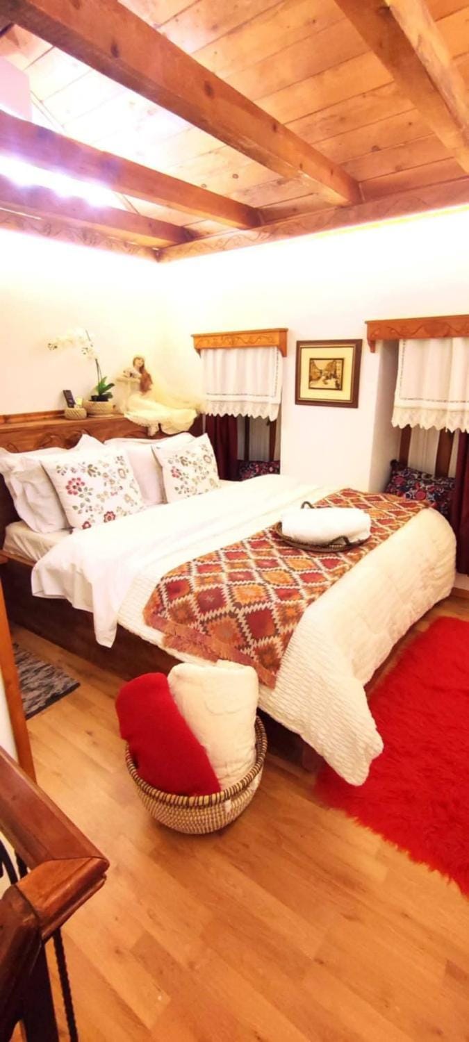 Ela's Chalet in Old Bazaar Gjirokaster Chalet in Vlorë County, Albania